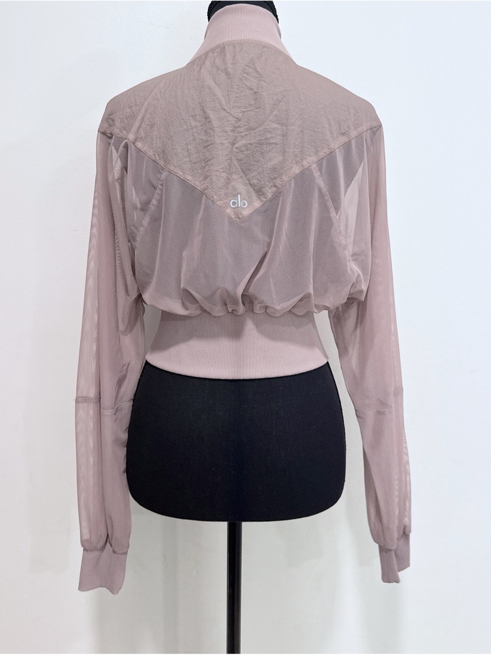 EUC XS Alo Cropped Air It Out Bomber Sheer Dusty Pink Zip Bomber Jacket - Picture 6 of 10